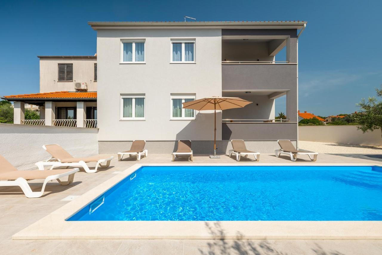 Apartments Medulin 2217 Exterior photo